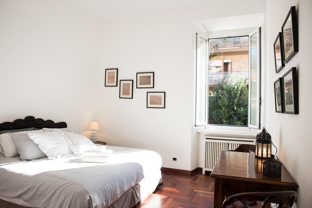 Porta Latina Apartment Рим Екстериор снимка